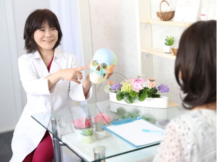 カウンセリング 約20分 カウンセリングシートを確認しながら、お悩みを詳しく伺っていきます。